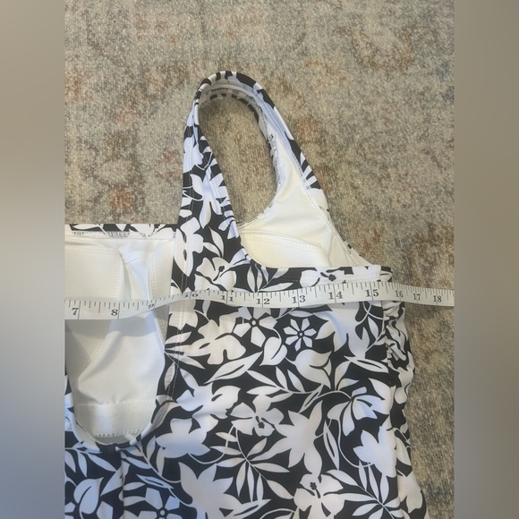 Lands End Womens One Piece Swimsuit Square Neck Black Havana Floral Size 14-16 L - Picture 4 of 8